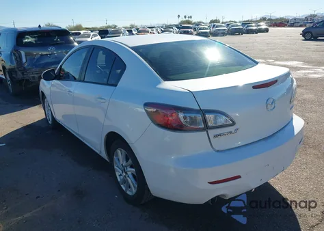 2013 Mazda Mazda3 I Touring z USA, uszkodzony, nr VIN JM1BL1V8XD1710799